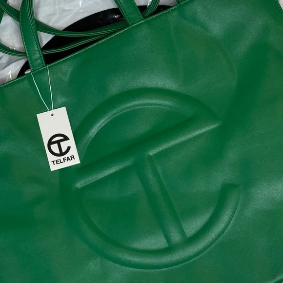 Telfar - Green Screen - Large - Picture 3 of 8